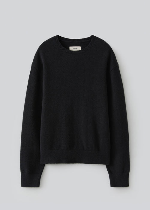 Avenne Buttoned Wool Sweater_ Black