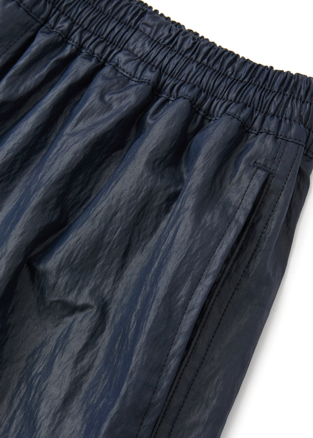 SHINY COATING SHORT PANTS_NAVY