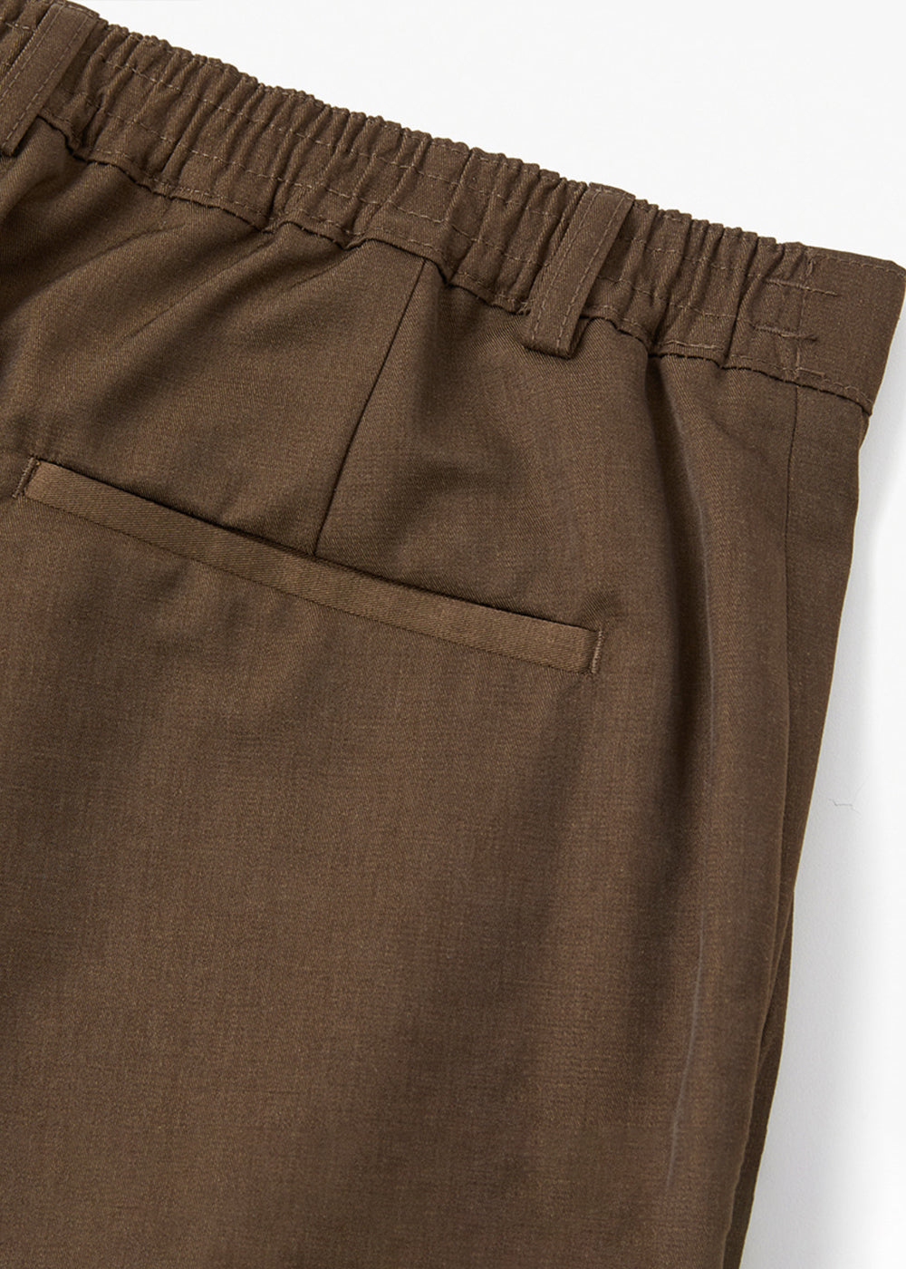 CLASSIC TWO TUCKED HALF SLACKS_BROWN