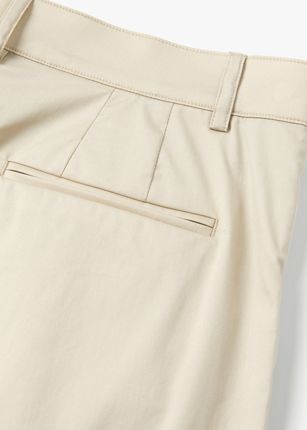 TWO PIN-TUCKED HALF PANTS_CREAM