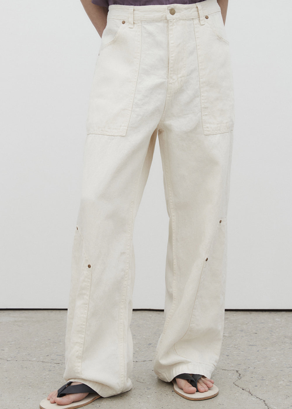 RIVET POINTED LINEN DENIM PANTS_NATURAL