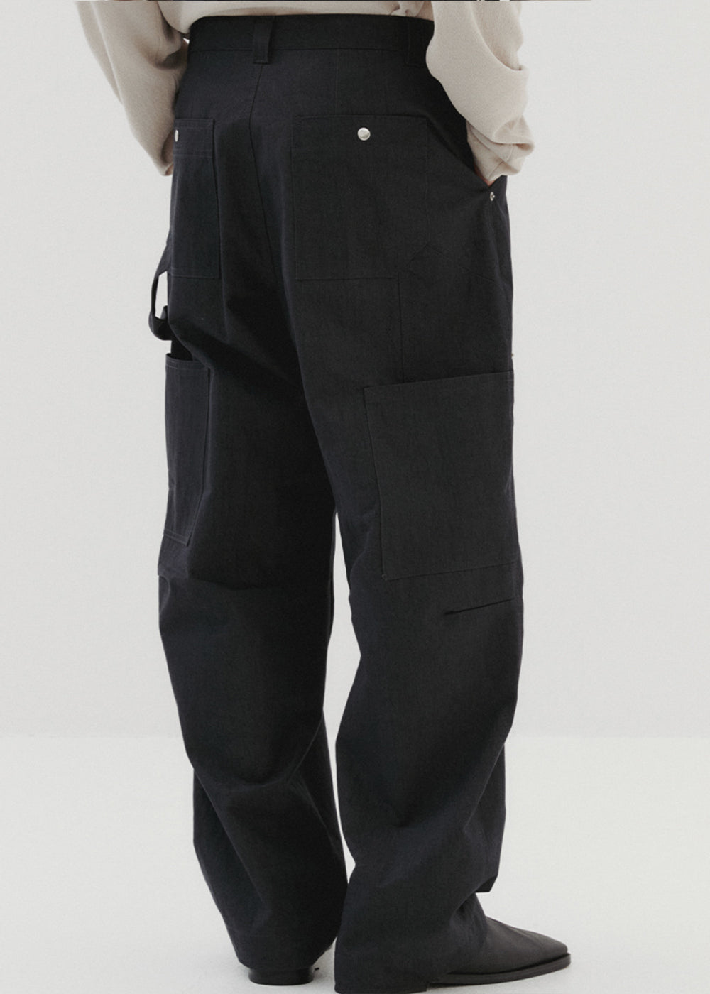 RIVET POINTED PANTS_INDIGO