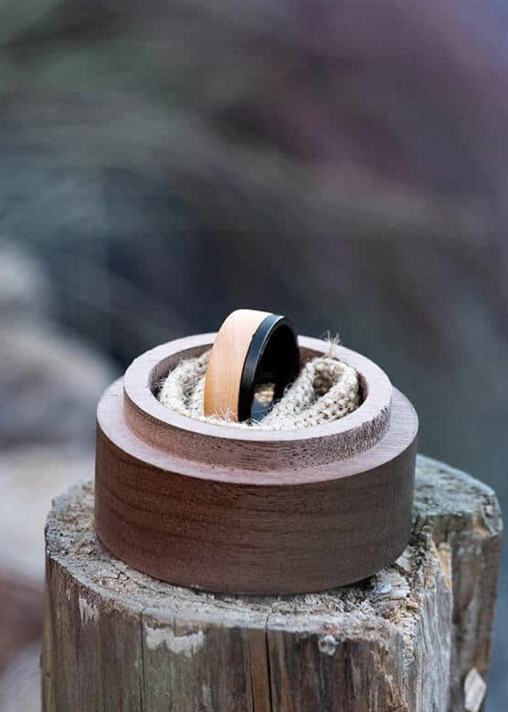 WHITE OAK RING