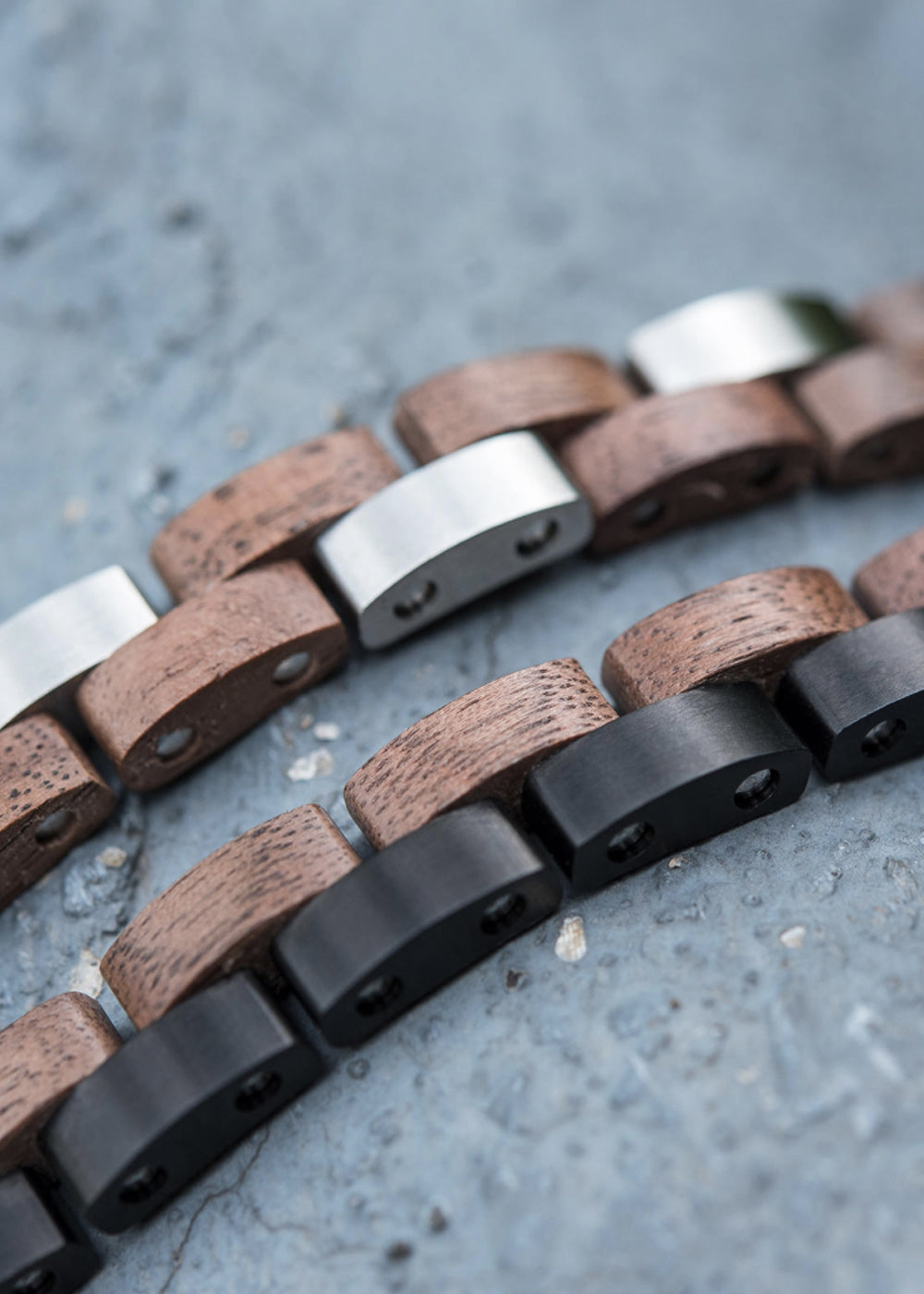 NATURAL WALNUT WOODEN BRACELET BLACK