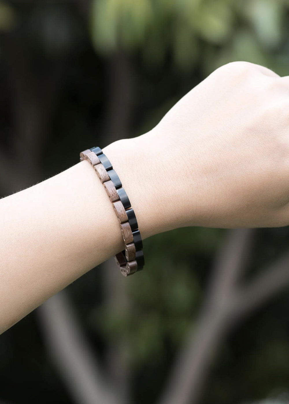 NATURAL WALNUT WOODEN BRACELET BLACK